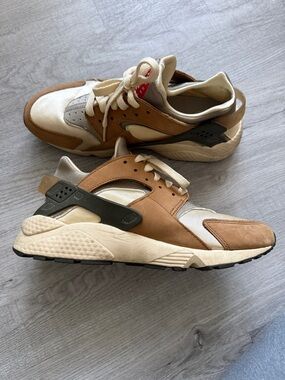 Nike Air Huarache X Stussy